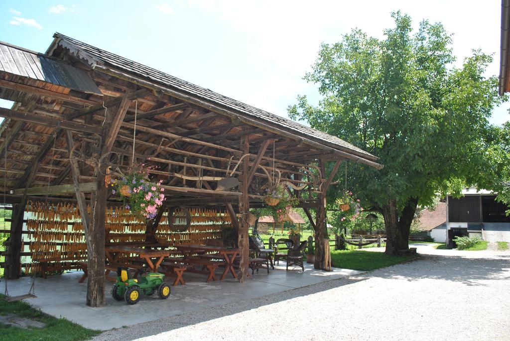 Farm Holidays Povsin Bled Exterior foto